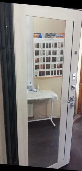 металлическая дверь рефлект 880 правое открывание (уценка симферополь)