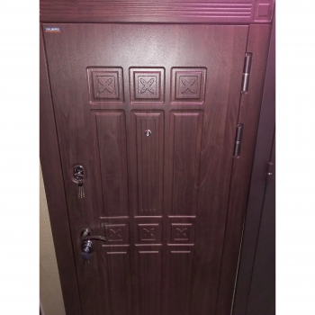 Металлическая дверь СЕНАТОР Кельт 880 правое открывание (уценка Симферополь)